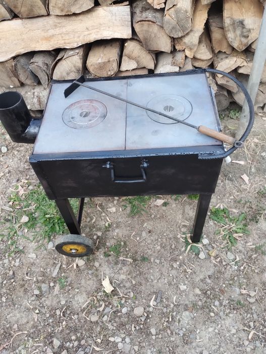 Sobe robuste,plită fontă,dotate cu rotii