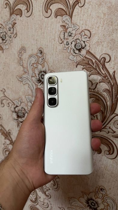Infinix Hot 60 Pro+