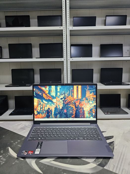 Ноутбук Lenovo IdeaPad Slim 3