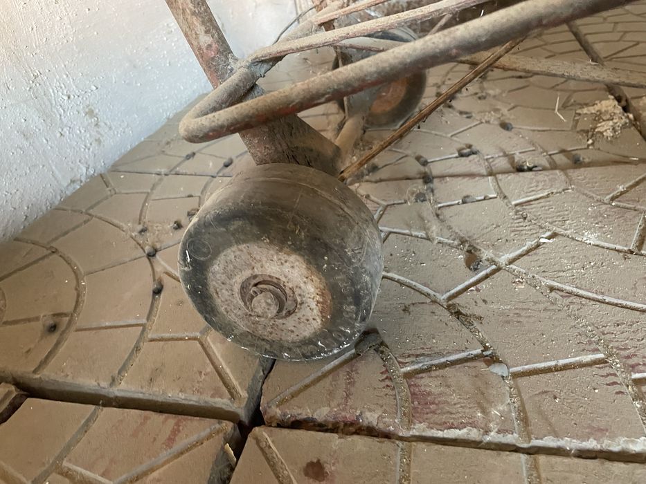 Тачки для перевозки грузов