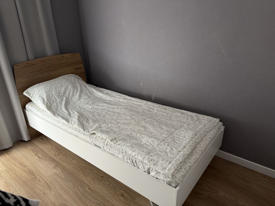 Кровать односпальная б/у