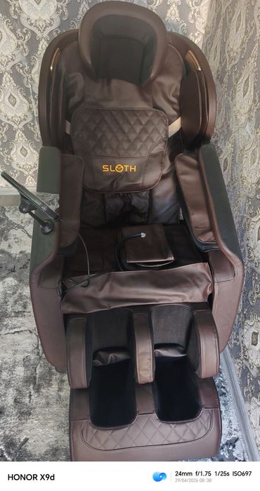 SLOTH divan sotiladi
