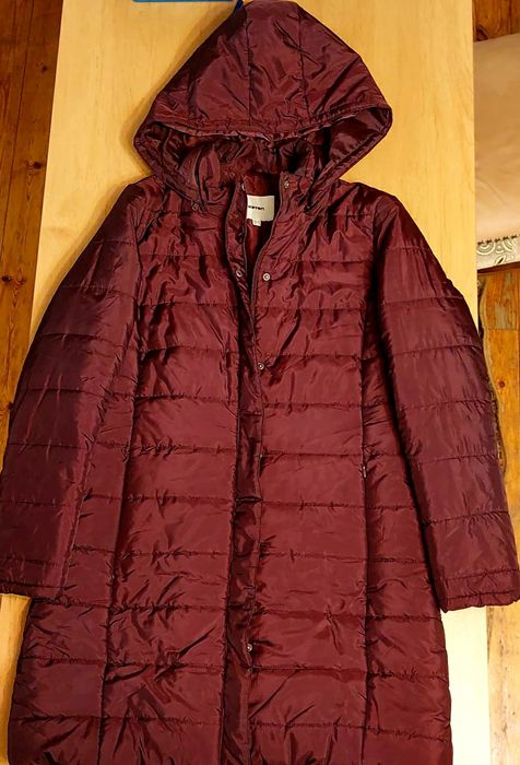 Продам женские куртки