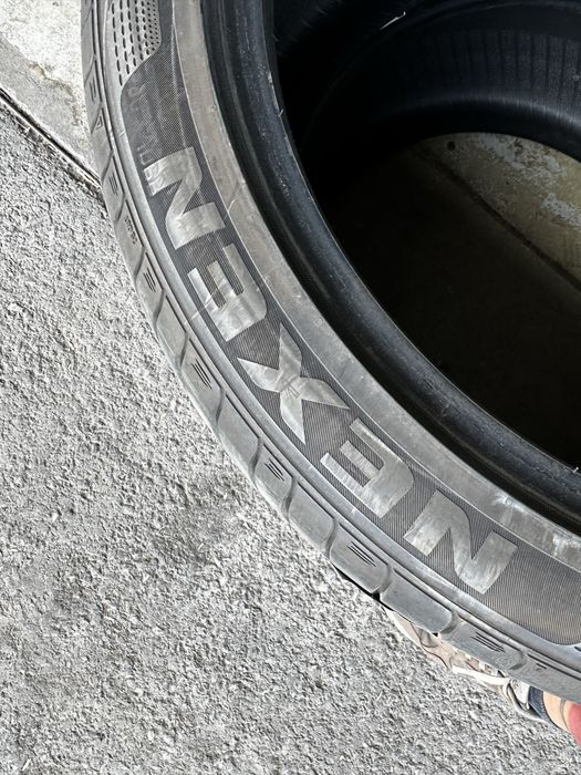 продавам 2бр летни гуми Nexen 225/40/18 dot0325