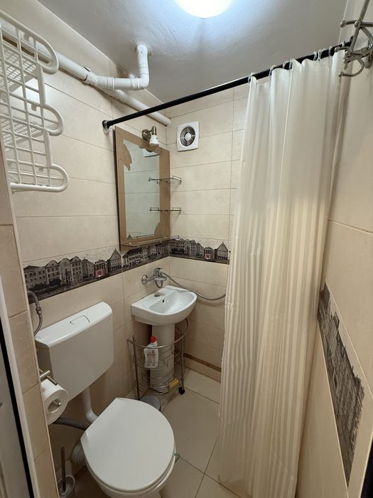 Garsonieră de închiriat