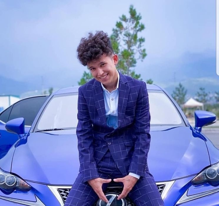 Прокат мужских костюмов