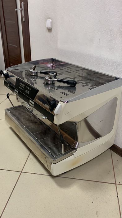 Кофемашина simonelli