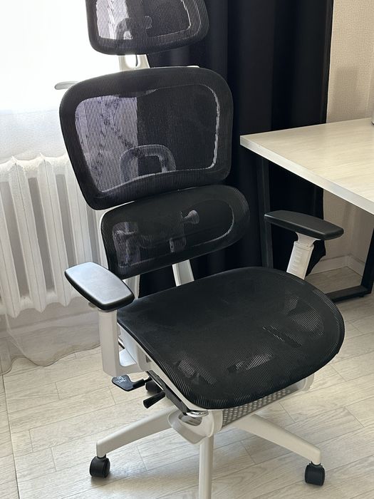 Компьютерное кресло