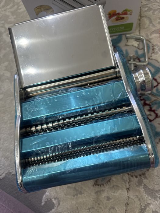 Новая ! лапшерезка цена 5000 есть торг