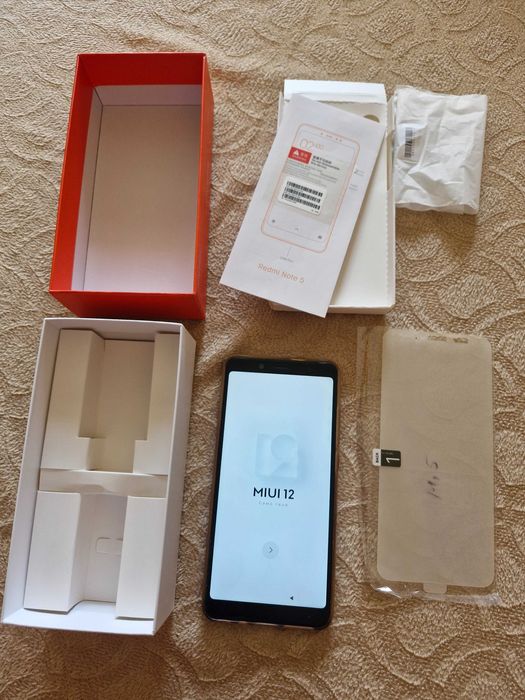 смартфон Redmi Note 5