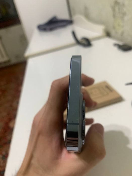 Iphone 13 pro 256 GB LLA sim + Esim 77%