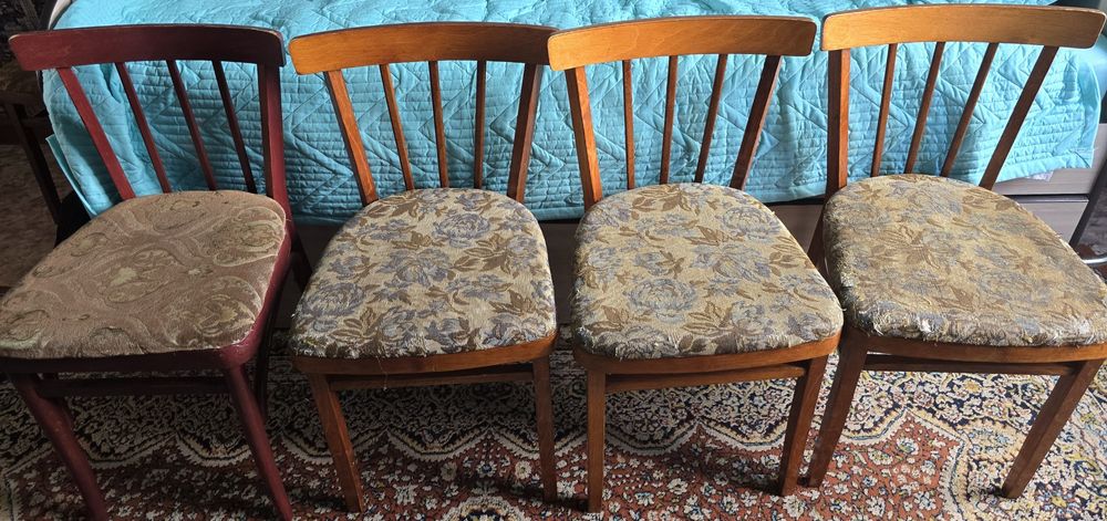 Продам стулья бу . Можно отреставрировать.