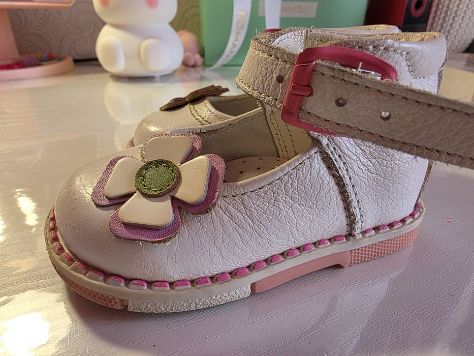 Сандали для девочки
