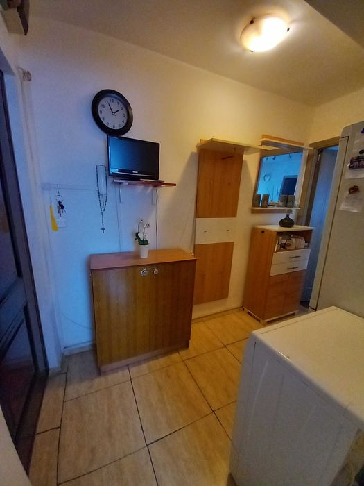 Proprietar vand apartament 3 camere la 1 minut de Spitalul Județean