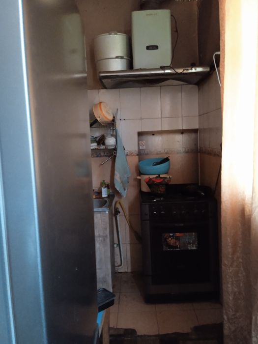 Чиланзар 22 продается 2/1/4 вдоль дороги