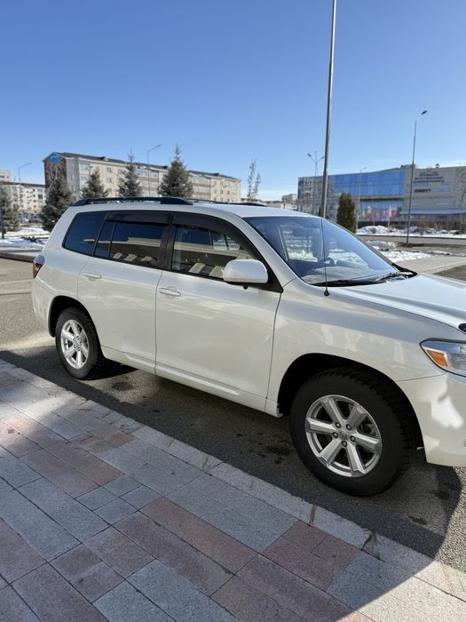 продам тойота хайландер или обмен