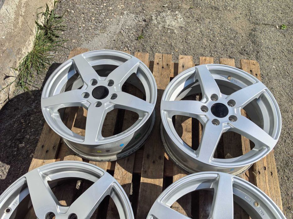 16 цола 5 х 112 мм Фолксваген / СЕАТ / Шкода / АУди - 6,5 Инча / ЕТ 48