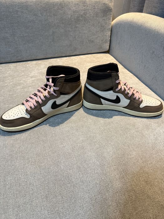 Jordan 1 high Travis Scott mocha