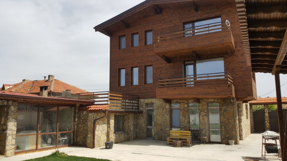 Продава се Къща в Плиска - 360 кв.м за 612 €/кв.м - Снимка #2