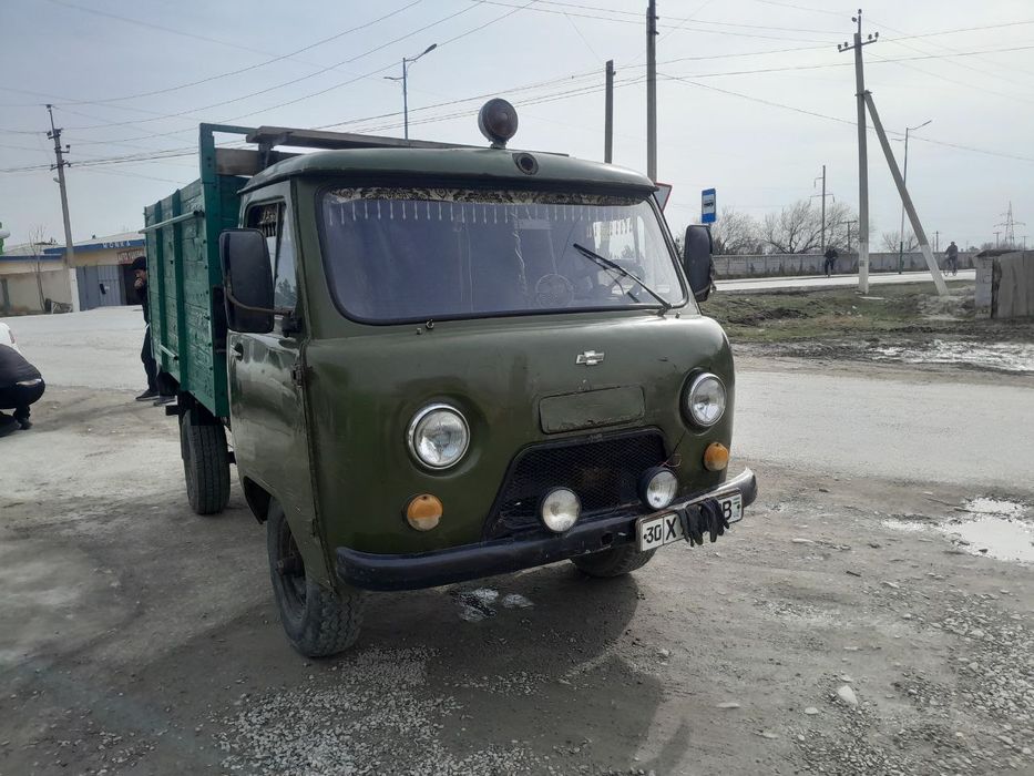 Uaz, bartavoy mashinasi
1982йил

Холати алло факат миниш керак прапанд
