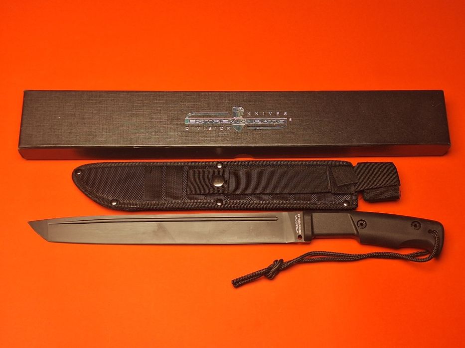 Нож Extrema ratio-Waki