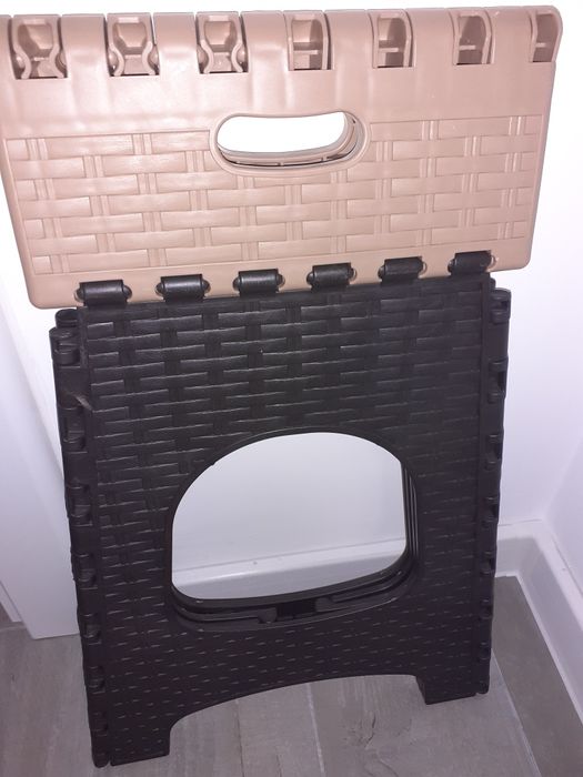 Scaun taburet pliabil, 44 cm inaltime, plastic