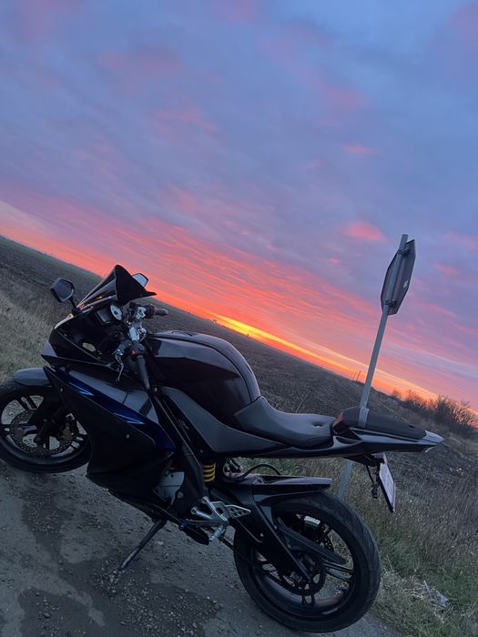 Vand yamaha yzf r125 2012