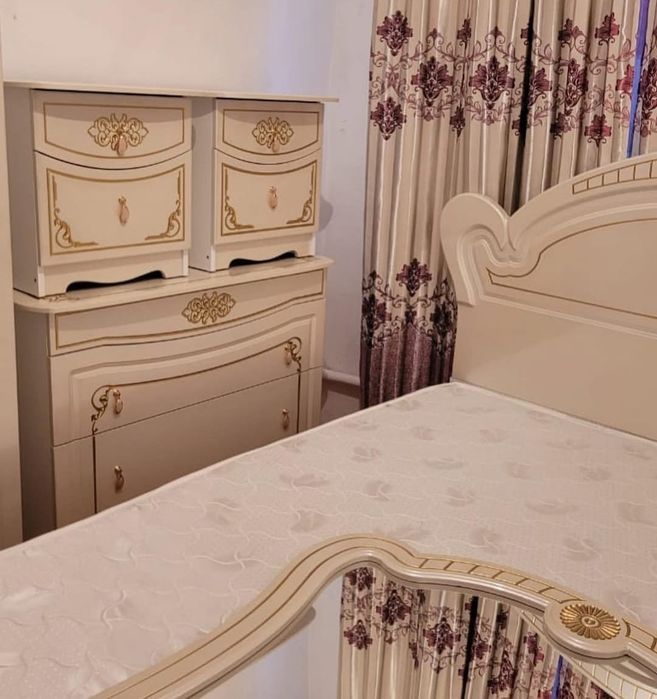 Спальный гарнитур комлект