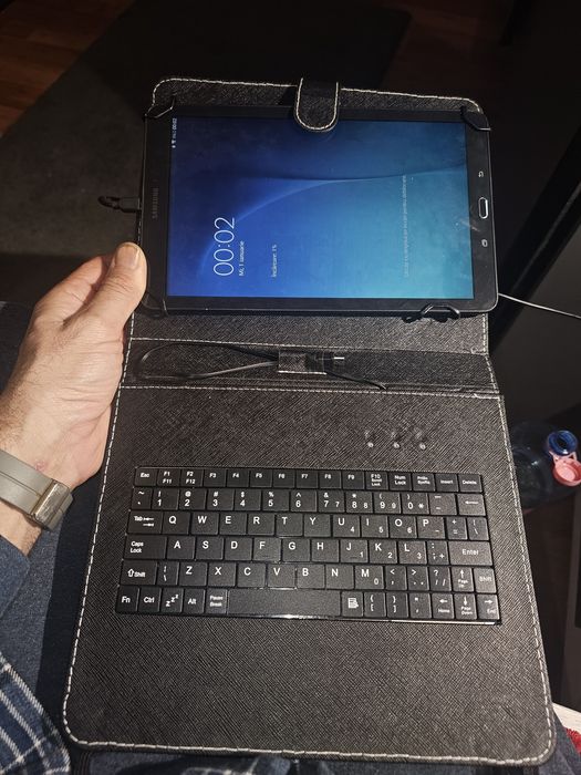 Samsung galaxy tab e