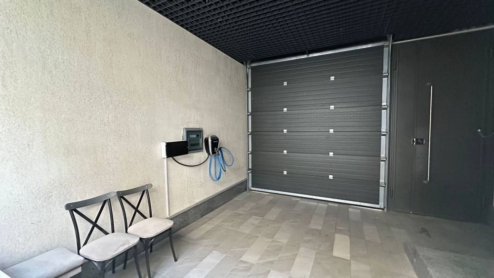 Продается новый дом в центре ор-р минор метро