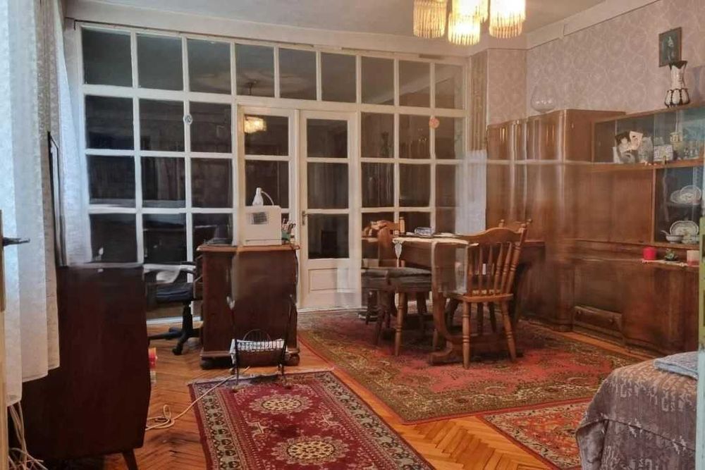 Casa de vanzare cu 4 camere, 110 mp, Satu Mare, zona 14 Mai