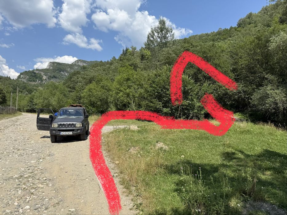 Teren de vânzare la intrare în Petroșani, strada Roșia