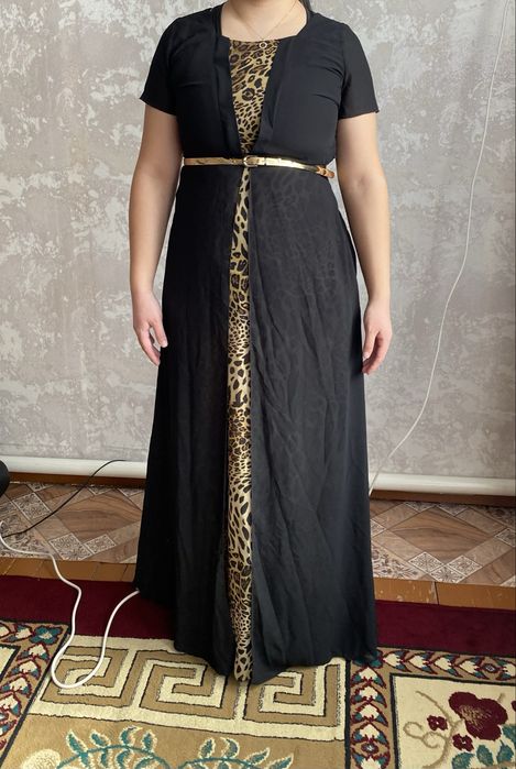 Қара түсті , кешкі көйлек