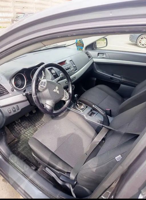 MITSUBISHI Lancer 2010 — imagine 4