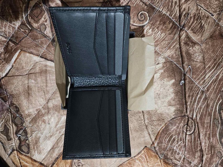 Мъжки портфейл BOSS естествена кожа