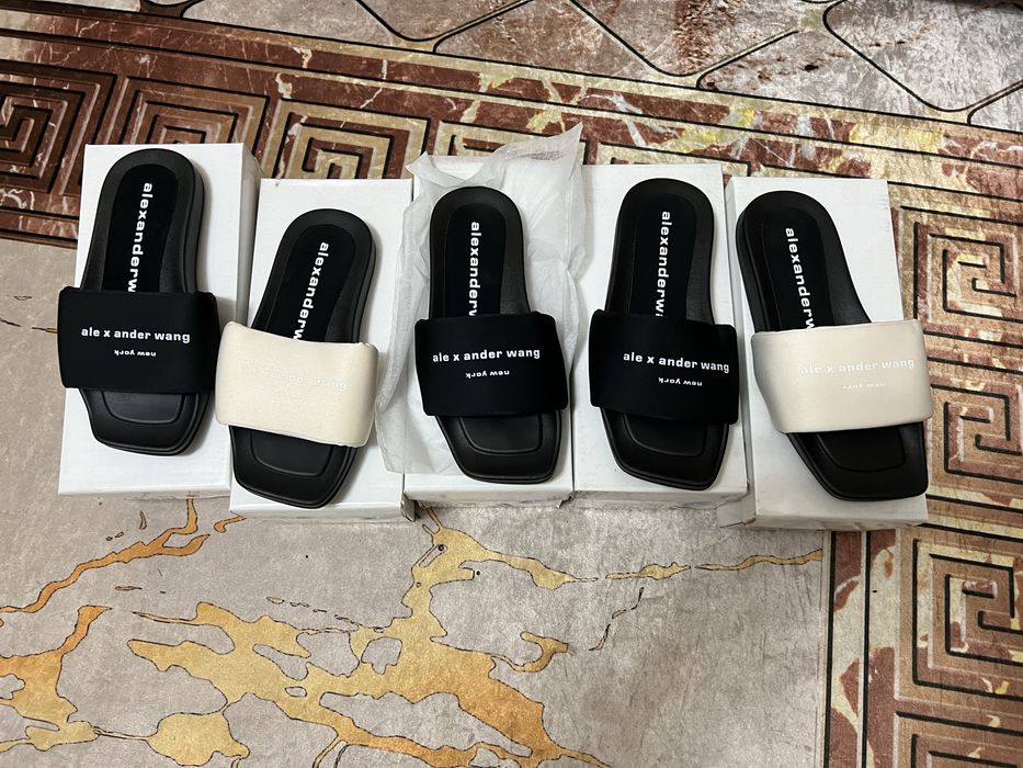 Тапочки / сандали разные рр