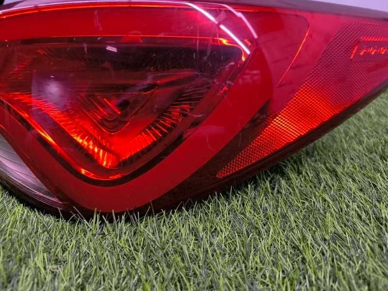 Фонарь Hyundai Sonata YF прав. (б/у)