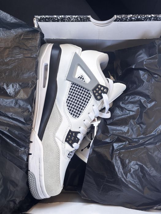 jordan 4 military black noi