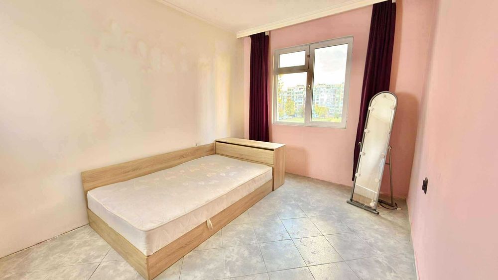 Тристаен апартамент в Обеля 2