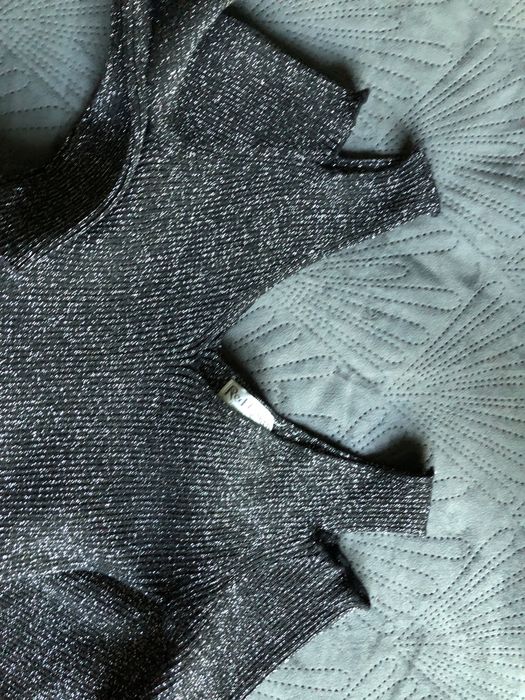 Дълга черна рокля