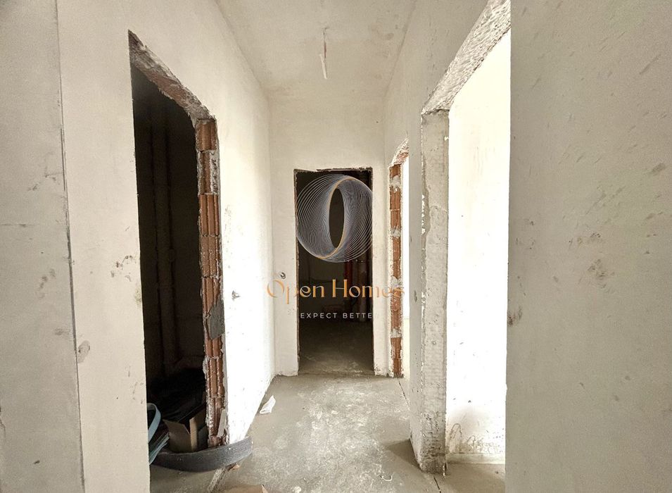 Тристаен пред акт 16 в Манастирски ливади – Запад