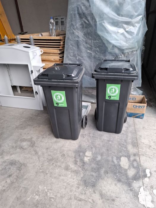 Мусорный бак 120л