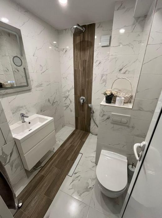 Дава се под наем Двустаен апартамент в София, Център - 65 кв.м за 650 € - Снимка #7