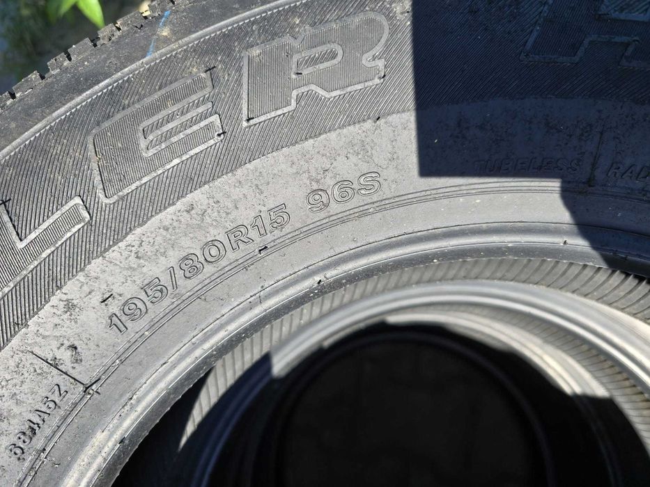 Set Anvelope Noi Bridgestone Dueler 195/80 R15 M+S