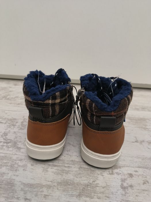 Нови детски боти Lc waikiki