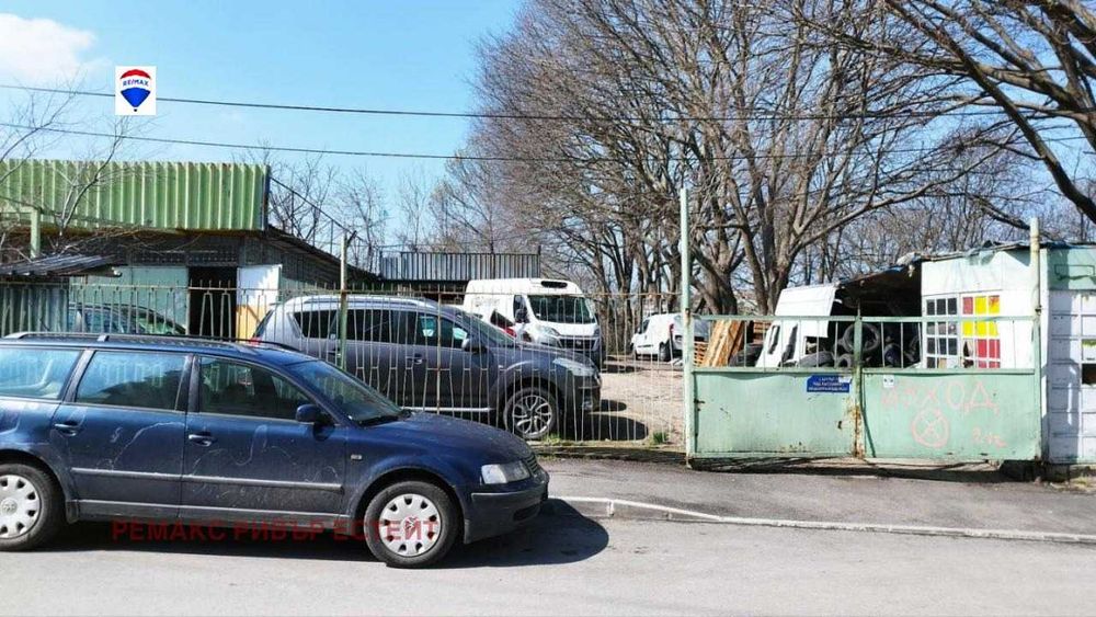 Продава се Гараж / Паркомясто в Русе, Дружба 1 - 307 кв.м за 171 €/кв.м - Снимка #7