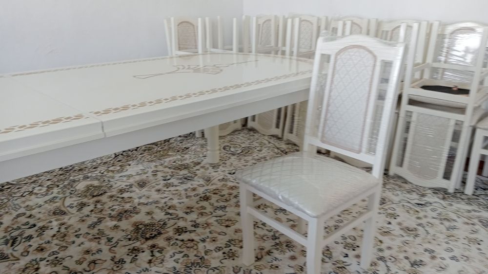 Стол стулдарымен