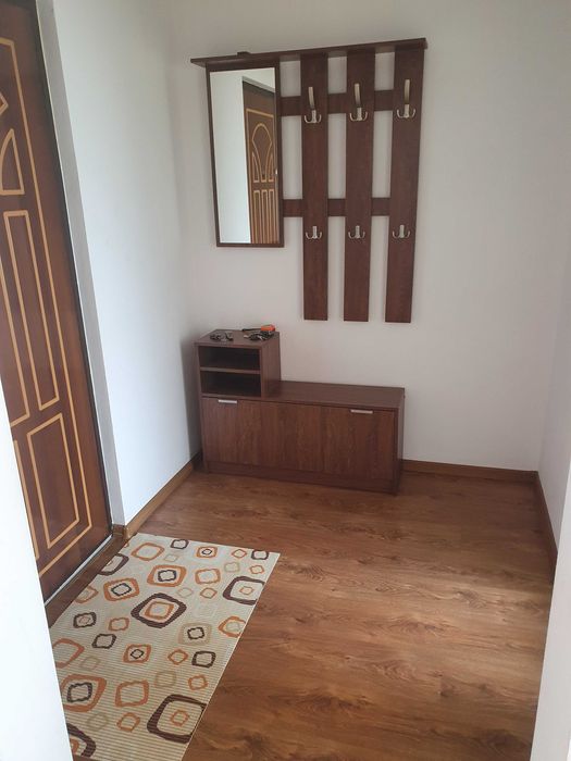Inchiriez apartament 2 camere situat pe B dul Dacia Piatra Neamț
