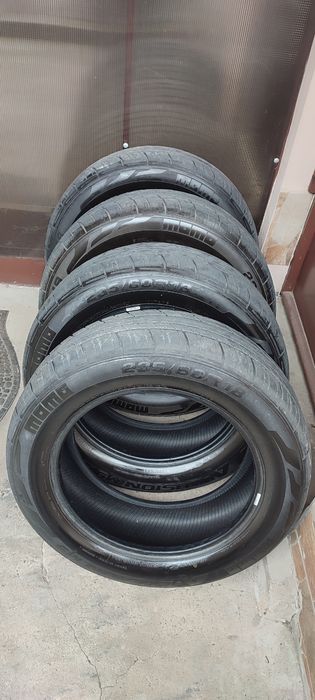 Гуми за SUV 235/60/18