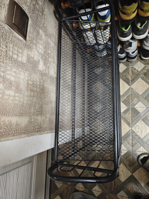 Продам полку для обуви